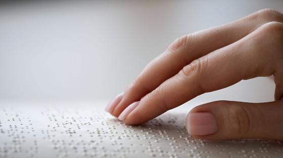 Braille, punktskrift.