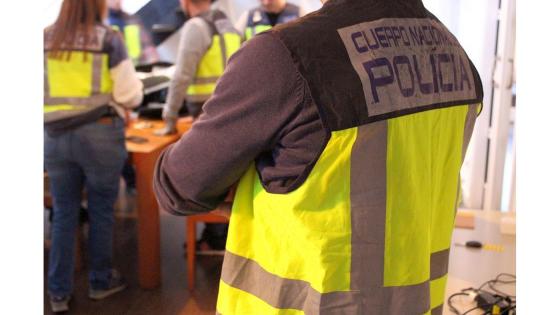policia nacional betjent