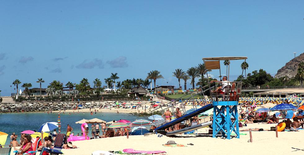 Livreddertårn på Amadores-stranden, Gran Canaria.