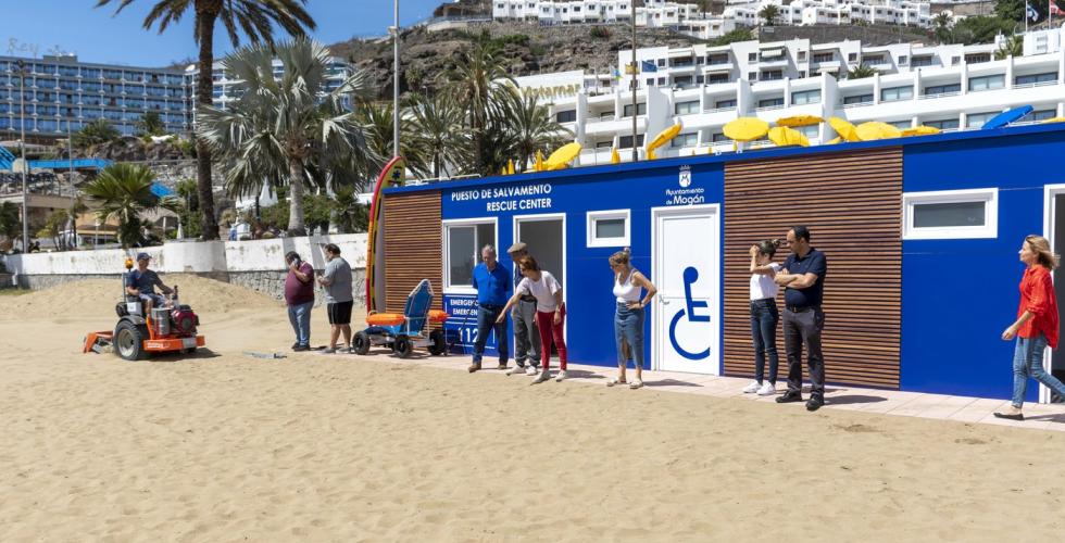 Gran Canaria_ Mogan_ Puerto Rico_toaletter_strand