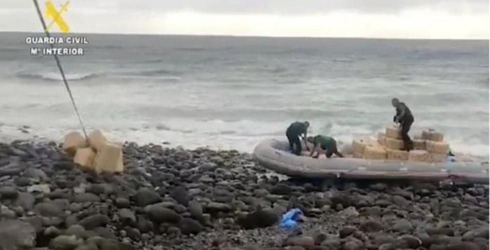 Båt med hasj på Las Vargas-stranden