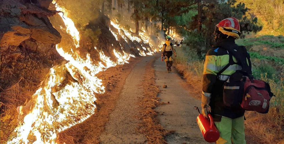 Brannkonstabel på La Palma skogbrann