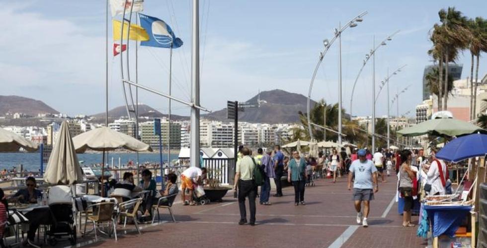 Strandpromenaden ved Canteras i Las Palmas.