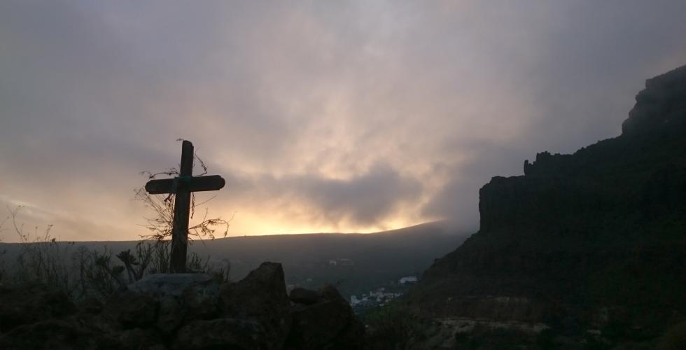 Trekors på fjelltopp på Gran Canaria.