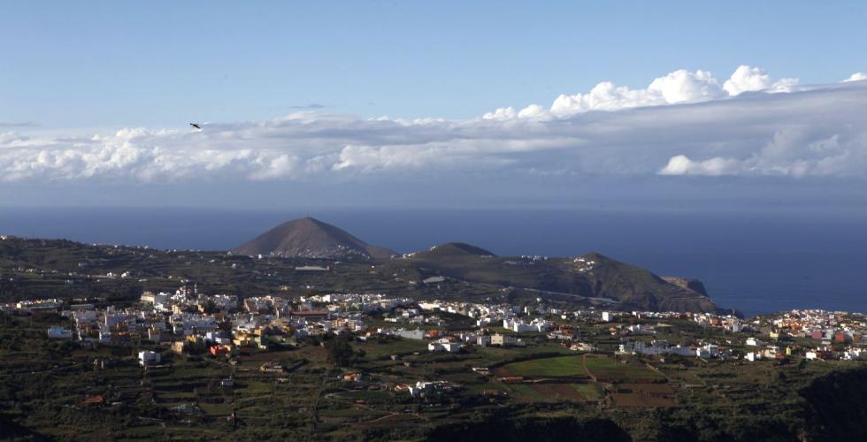 Moya, kommune og by nord på Gran Canaria.