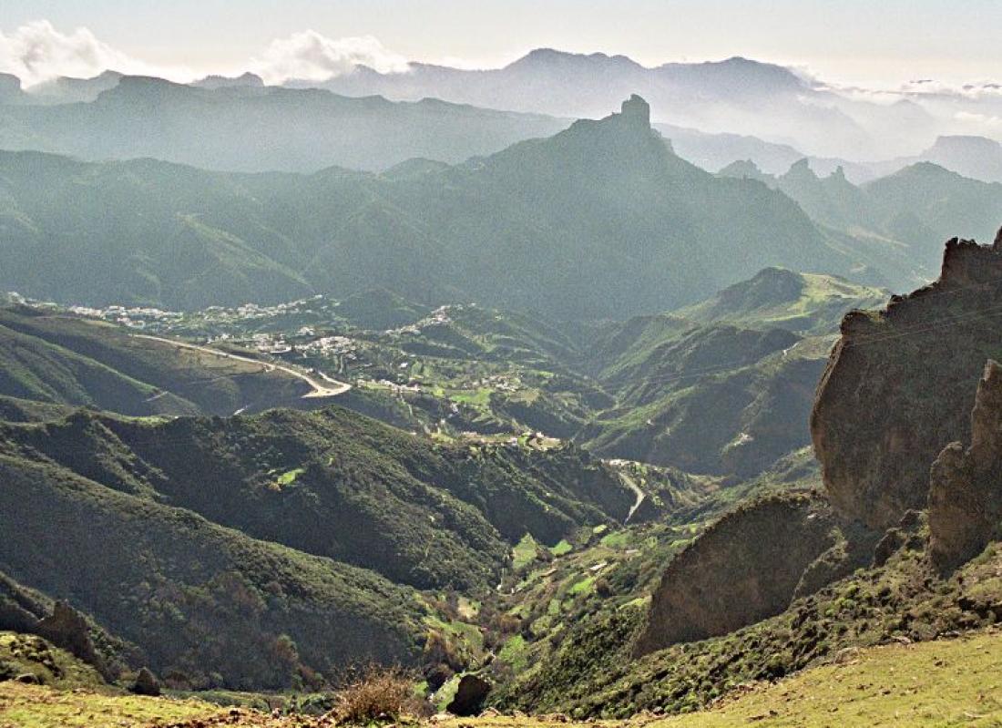 Utsikt fra Mirador de Las Palomas på kanten av Tejeda-dalen