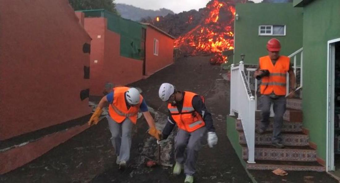 Vulkanutbrudd på La Palma september 2021. Lavaen kommer!