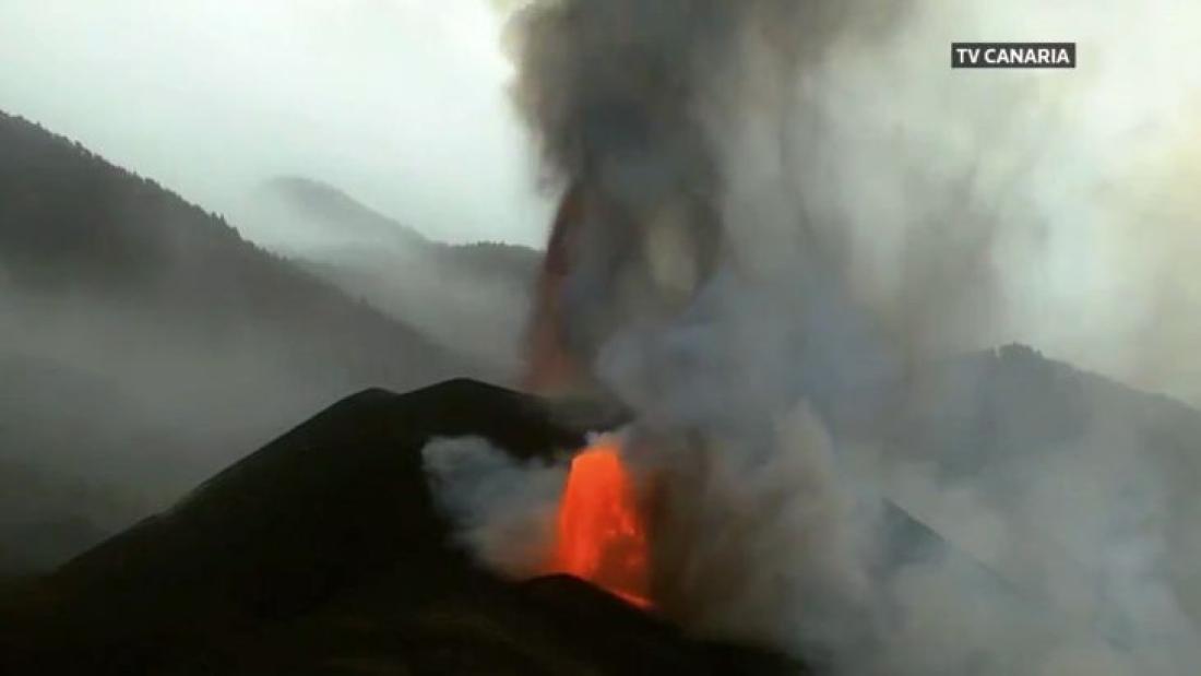 Vulkanutbrudd på La Palma 2021 . Ny åpning i vulkanens sørflanke.
