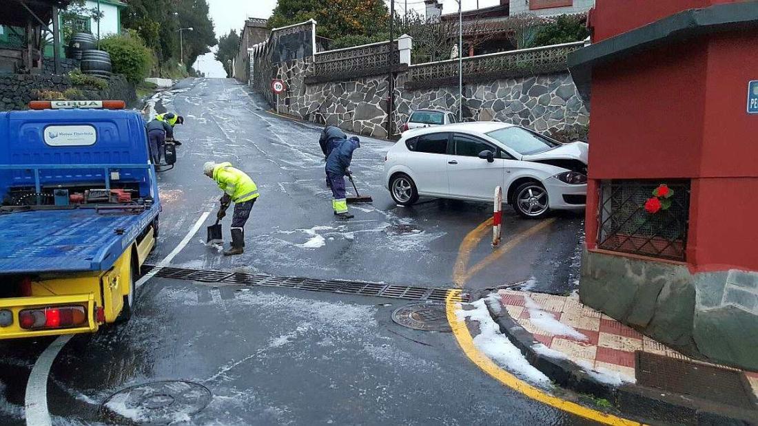 Islagt vei gir trøbbel på Tenerife