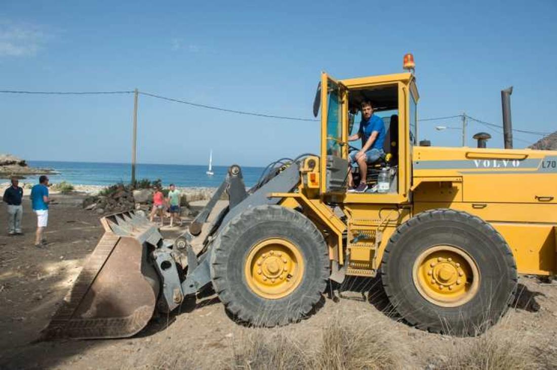 Playa de Tauro symbolsk byggestart